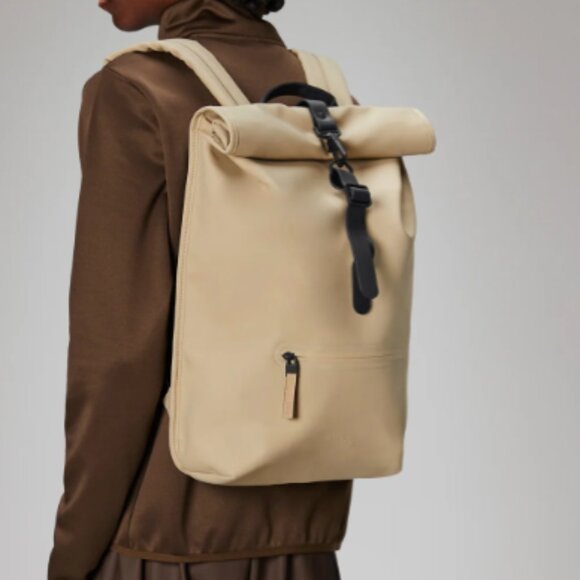 Rains NWT Rolltop Rucksack - Sand Color $140 Retail Value